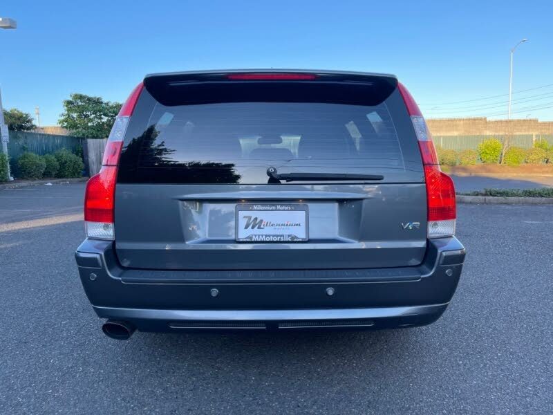 2006_volvo_v70_r-pic-1808114769824018682-1024x768-1.jpeg