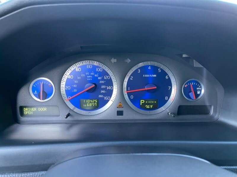 2006_volvo_v70_r-pic-5845023049496409975-1024x768-1.jpeg