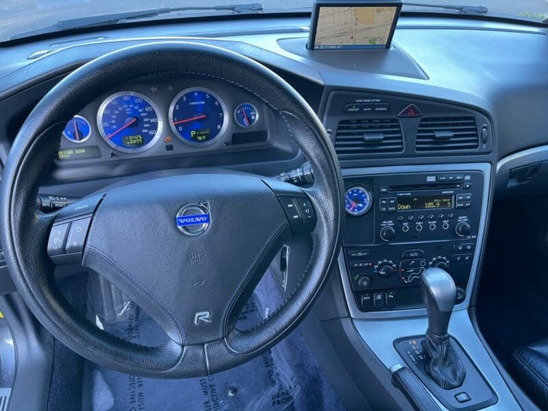 2006_volvo_v70_r-pic-7542819053322009538-1024x768-1.jpeg
